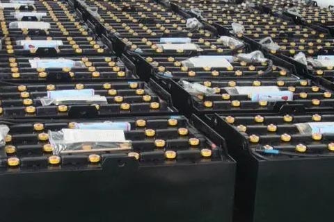 废铅酸电池回收价格√电动车锂电回收价格-回收电瓶多少钱